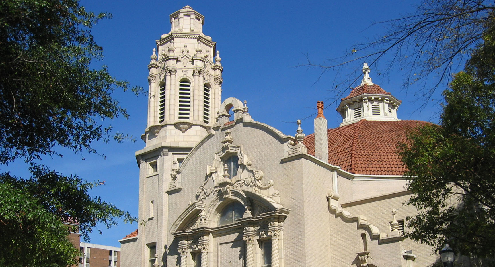 HUMC_Exterior_Cropped