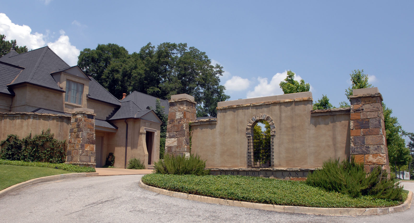 Pumphouse_Gateway